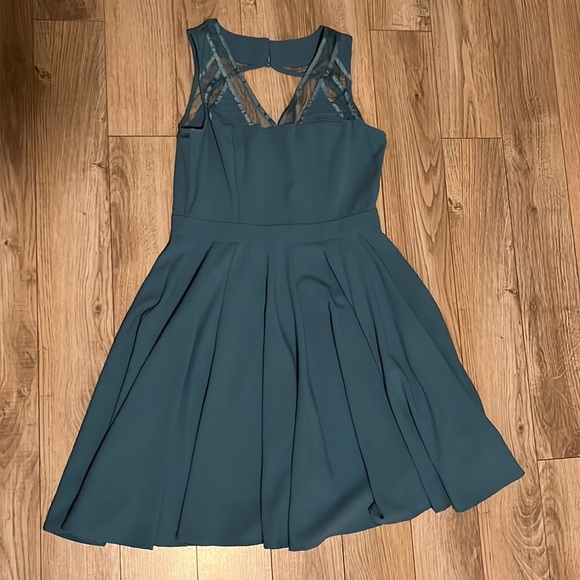 Compliments Galore Dress - Picture 1 of 2